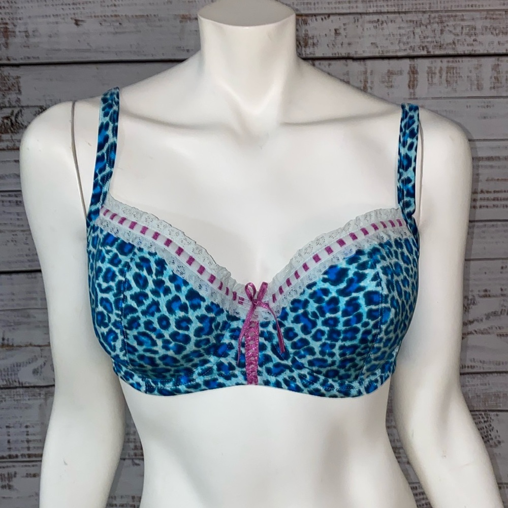 Victoria’s Secret blue leopard print demi bra with lace and pink stitching 36D